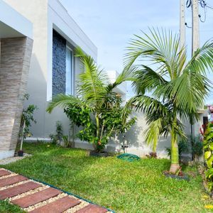 Casa com 100m², 2 dormitórios, 1 suíte, 2 vagas no bairro Bella Torres em Passo de Torres para Comprar