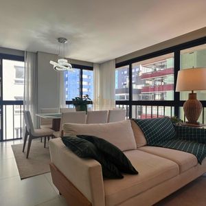 Apartamento com 110m², 3 dormitórios, 1 suíte, 2 vagas no LONDON em Torres para Comprar