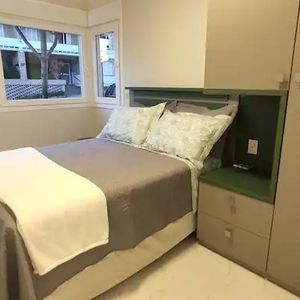 Apartamento com 122m², 3 dormitórios, 1 suíte, 3 vagas no Cannes Résidentiel em Torres para Comprar