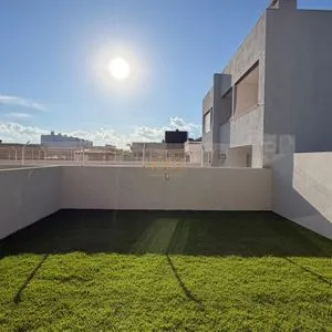 Geminado com 141m², 3 dormitórios, 1 suíte, 2 vagas no bairro Morada das Palmeiras em Torres para Comprar