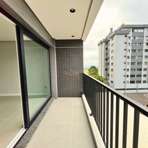 Apartamento com 91m², 2 dormitórios, 2 suítes, 2 vagas no Toronto em Torres para Comprar