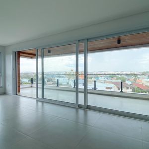 Apartamento com 150m², 3 dormitórios, 1 suíte, 1 vaga no Morada do Parque em Torres para Comprar