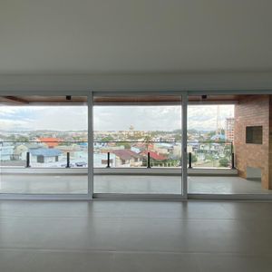 Apartamento com 150m², 3 dormitórios, 1 suíte, 1 vaga no Morada do Parque em Torres para Comprar