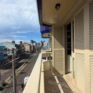 Apartamento com 88m², 2 dormitórios, 1 suíte, 1 vaga no Residencial Centenario em Torres para Comprar