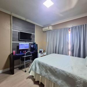 Casa, 3 dormitórios, 1 suíte, 2 vagas no bairro Stan em Torres para Comprar