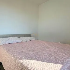 Apartamento com 49m², 2 dormitórios, 1 vaga no Residencial Ilha Bela em Passo de Torres para Comprar