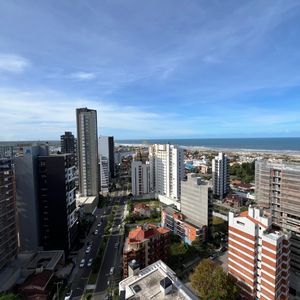 Apartamento com 113m², 3 dormitórios, 3 suítes, 2 vagas no Mirage em Torres para Comprar