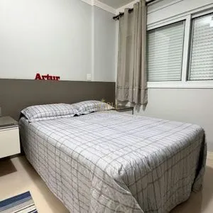 Apartamento com 124m², 3 dormitórios, 3 suítes, 2 vagas no Lê Classic em Torres para Comprar