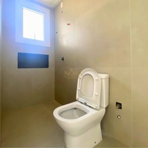 Apartamento com 110m², 3 dormitórios, 3 suítes, 2 vagas no Montalcino em Torres para Comprar