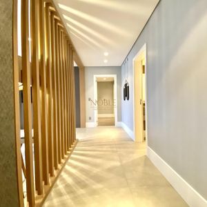 Apartamento com 136m², 3 dormitórios, 3 suítes, 2 vagas no Dall'acqua em Torres para Comprar