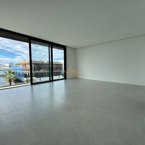 Casa de Condomínio, 4 dormitórios, 4 suítes, 2 vagas no Ocean Side em Torres para Comprar