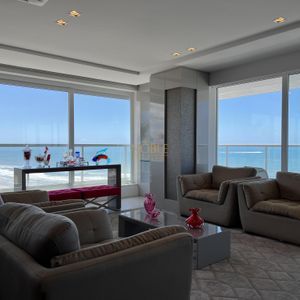 Apartamento com 296m², 4 dormitórios, 4 suítes, 3 vagas no Infinity Ocean em Torres para Comprar
