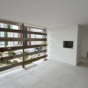 Apartamento com 108m², 3 dormitórios, 1 suíte, 1 vaga no Sun Haus em Torres para Comprar