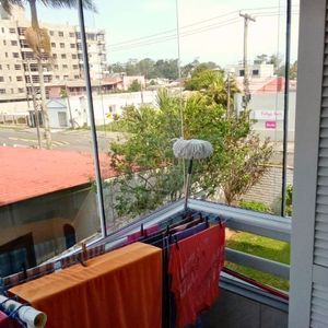 Apartamento com 38m², 1 dormitório, 1 vaga no Condomínio Justo em Torres para Comprar