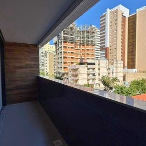 Apartamento com 98m², 2 dormitórios, 2 suítes, 1 vaga no Punta Del Sole em Torres para Comprar