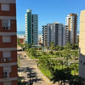 Apartamento com 103m², 3 dormitórios, 3 suítes, 2 vagas no Absoluto em Torres para Comprar