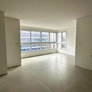 Apartamento com 106m², 2 dormitórios, 1 suíte, 1 vaga no Giardino em Torres para Comprar