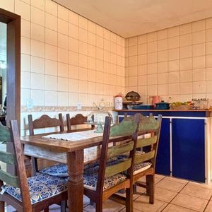 Casa, 6 dormitórios, 1 suíte, 4 vagas no bairro Stan em Torres para Comprar