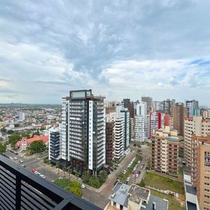 Apartamento com 50m², 1 dormitório, 1 suíte, 2 vagas no Maui Residencial em Torres para Comprar