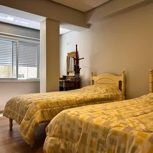 Apartamento com 170m², 3 dormitórios, 1 suíte, 1 vaga no Alvorada em Torres para Comprar