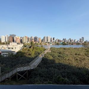 Apartamento com 76m², 2 dormitórios, 1 suíte, 1 vaga no View Place Marina Mampituba em Passo de Torres para Comprar