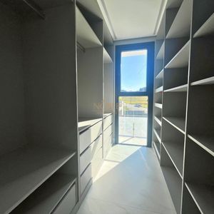 Casa de Condomínio com 240m², 4 dormitórios, 4 suítes, 2 vagas no Reserva das Águas em Torres para Comprar