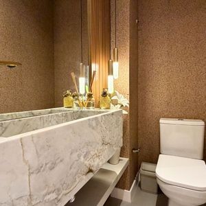 Apartamento com 53m², 1 dormitório, 1 suíte, 1 vaga no Punta Del Sole em Torres para Comprar