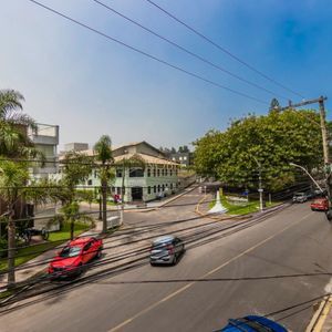 Apartamento com 85m², 2 dormitórios, 1 suíte, 1 vaga no Arlindo Zatti em Torres para Comprar