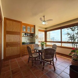 Apartamento com 190m², 3 dormitórios, 1 suíte, 1 vaga no Ville Saint Tropez em Torres para Comprar