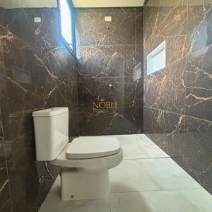 Casa com 272m², 3 dormitórios, 3 suítes, 4 vagas no bairro Itapeva em Torres para Comprar