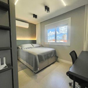 Apartamento com 155m², 3 dormitórios, 1 suíte, 2 vagas no Morada do Parque em Torres para Comprar