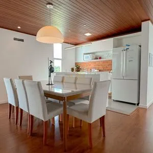Casa de Condomínio com 174m², 3 dormitórios, 3 suítes, 2 vagas no Reserva das Águas em Torres para Comprar