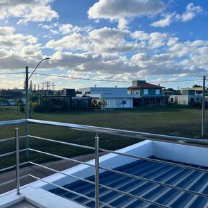 Casa de Condomínio com 320m², 4 dormitórios, 4 suítes, 4 vagas no Ocean Side em Torres para Comprar