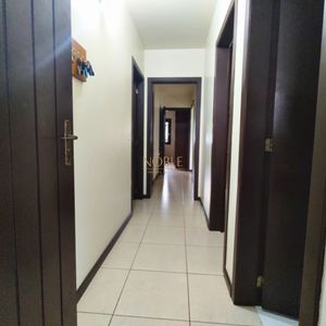 Casa, 6 dormitórios, 2 suítes, 3 vagas no bairro Getúlio Vargas em Torres para Comprar