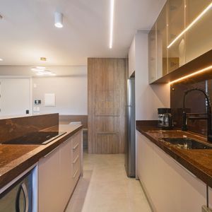 Apartamento com 50m², 1 dormitório, 1 suíte, 1 vaga no Maui Residencial em Torres para Comprar