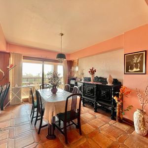 Apartamento com 185m², 4 dormitórios, 1 suíte, 2 vagas no Villa Tuchauah em Torres para Comprar