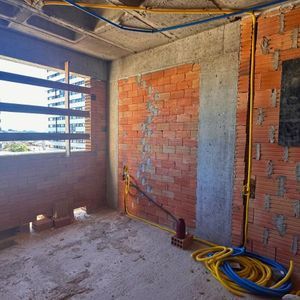 Apartamento com 128m², 3 dormitórios, 3 suítes, 1 vaga no Montserrat em Torres para Comprar