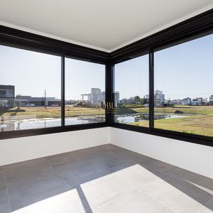 Casa de Condomínio com 205m², 3 dormitórios, 3 suítes, 2 vagas no Reserva das Águas em Torres para Comprar