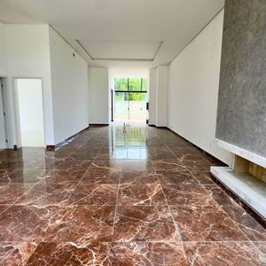 Casa de Condomínio com 258m², 4 dormitórios, 3 suítes, 2 vagas no Reserva das Águas em Torres para Comprar