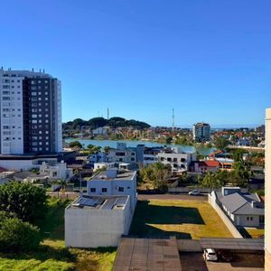 Apartamento com 88m², 3 dormitórios, 1 suíte, 1 vaga no Due Fratelli em Torres para Comprar
