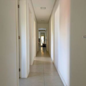 Cobertura com 180m², 3 dormitórios, 1 suíte, 2 vagas no Giverny em Torres para Comprar