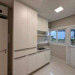 Casa de Condomínio com 359m², 4 dormitórios, 4 suítes, 2 vagas no Reserva das Águas em Torres para Comprar