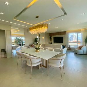 Apartamento com 155m², 3 dormitórios, 1 suíte, 2 vagas no Morada do Parque em Torres para Comprar