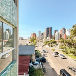 Apartamento com 92m², 2 dormitórios, 1 suíte, 1 vaga no Solar da Praça em Torres para Comprar