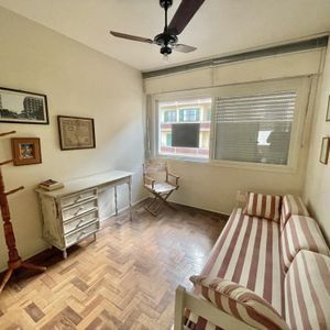 Apartamento com 150m², 3 dormitórios, 1 vaga no Edifício José Picoral em Torres para Comprar