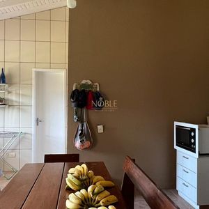 Sobrado com 290m², 4 dormitórios, 1 suíte, 2 vagas no bairro Igra Norte em Torres para Comprar