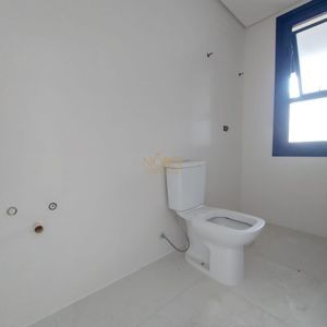 Apartamento com 110m², 3 dormitórios, 2 suítes, 1 vaga no LONDON em Torres para Comprar