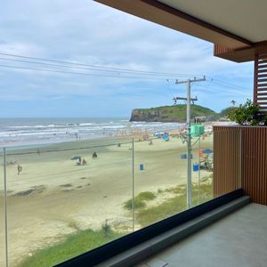 Apartamento com 138m², 3 dormitórios, 3 suítes, 3 vagas no Aura em Torres para Comprar