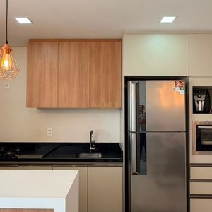 Apartamento com 83m², 2 dormitórios, 1 suíte, 2 vagas no Bellagio Residenziale em Torres para Comprar