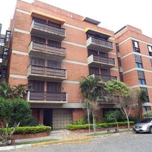 Cobertura com 205m², 3 dormitórios, 1 suíte, 1 vaga no Ilha do Sol em Torres para Comprar